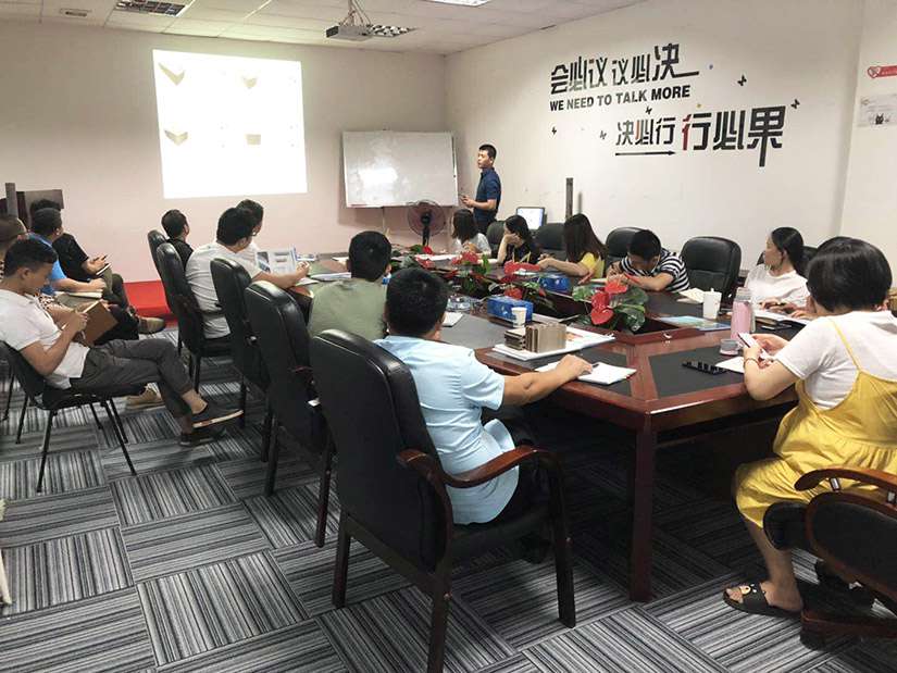 泳池設(shè)備廠家