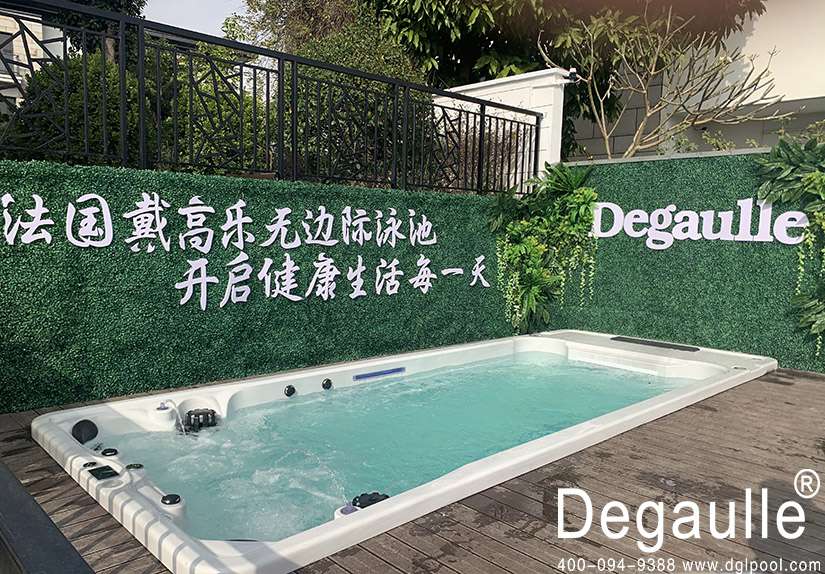 無邊際泳池,私家泳池,私家泳池建設,泳池設備,戴高樂泳池設備.jpg
